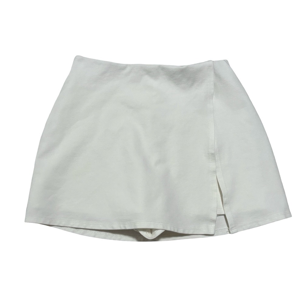 Chocolate‎ Brand Women's Skirt Skort Lined White Size Unknown Measures 12 x 13